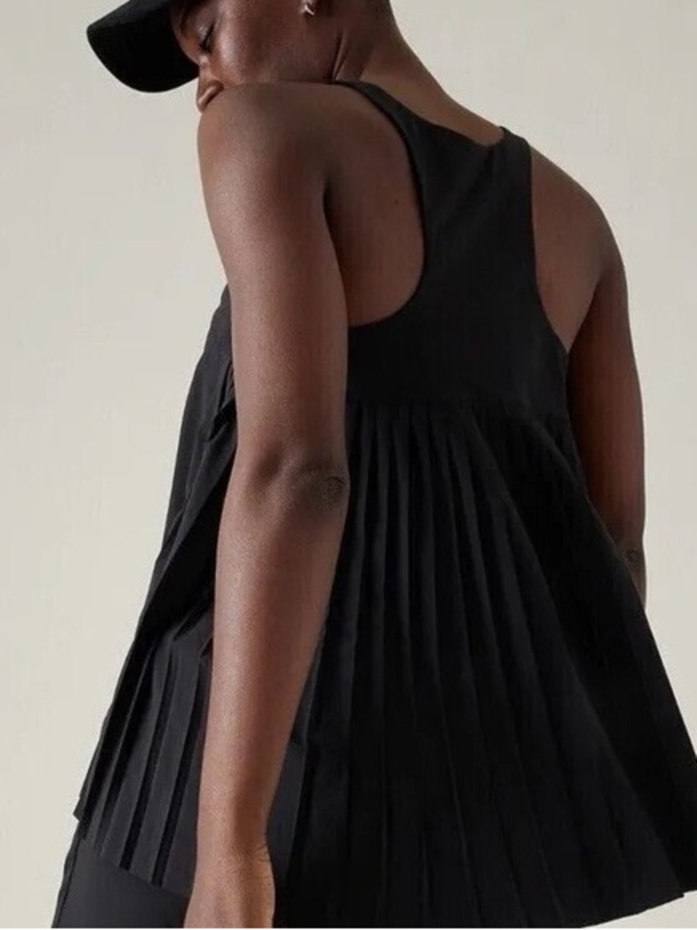 Athleta swing forward pleated tank black size medium